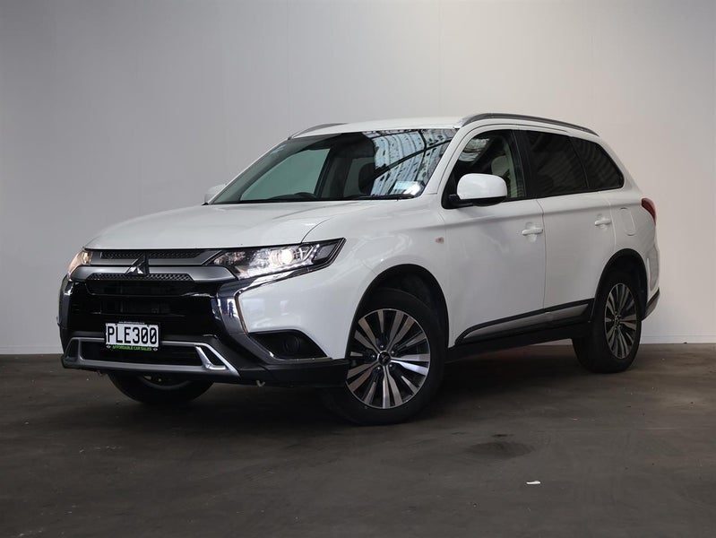 2022 Mitsubishi Outlander LS 7-Seat 2.4P/CVT, photo 3