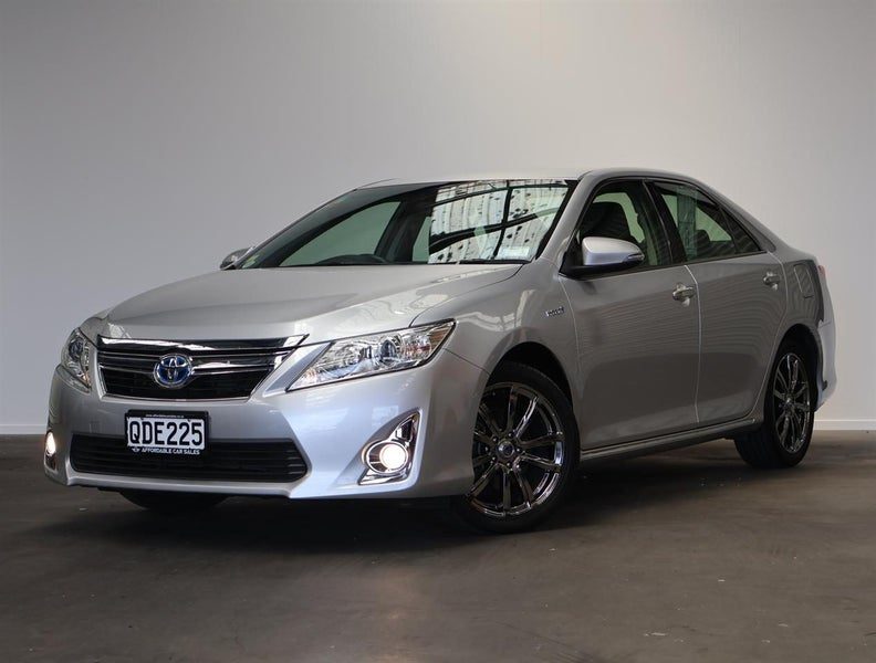 2014 Toyota Camry Hybrid, photo 3