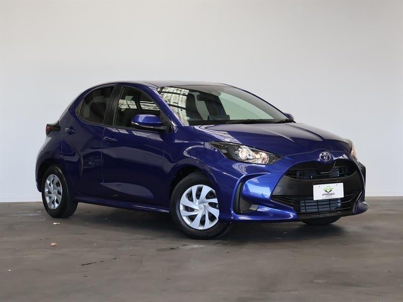 2021 Toyota Yaris X, main photo