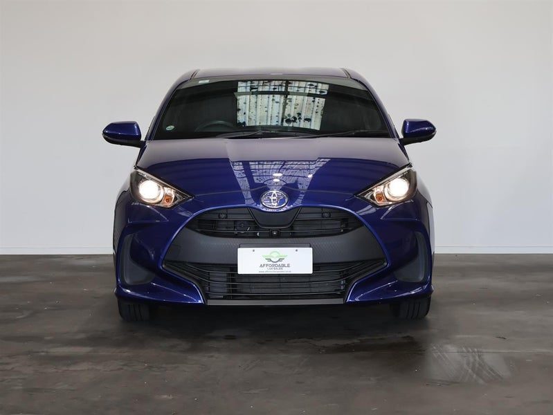 2021 Toyota Yaris X, photo 2