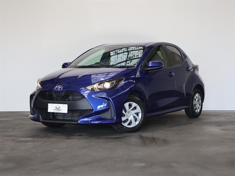 2021 Toyota Yaris X, photo 3