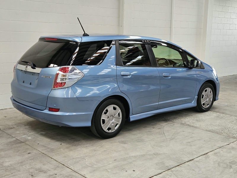 2013 Honda Fit Shuttle - Hybrid, photo 3