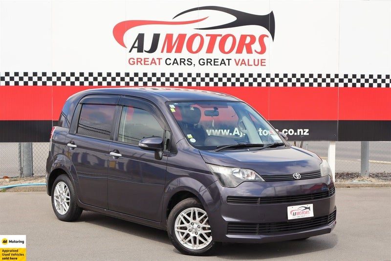 2013 Toyota Spade 1.5 Alloy Wheels