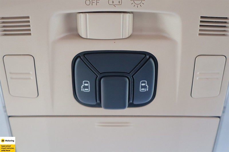 2012 Toyota Alphard HYBRID 4WD X, photo 3