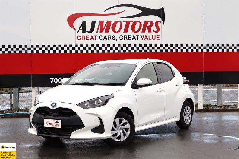2021 Toyota Yaris Hybrid / Apple Carply, photo 2