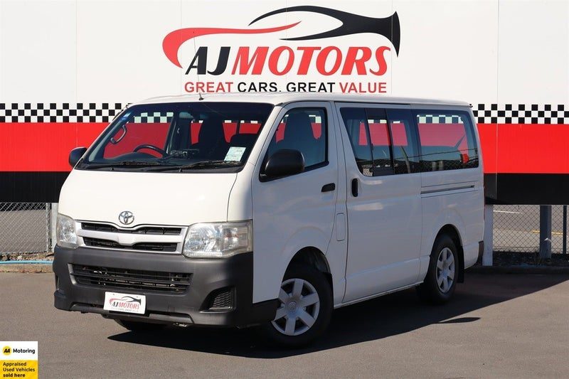2012 Toyota Hiace 3.0DT / 10 Seats / Low kms, photo 2