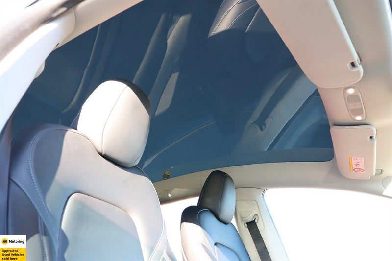 2022 Tesla Model Y REAR WHEEL DRIVE 60K, photo 3