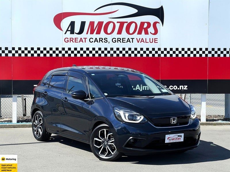 2020 Honda Fit HEV Cruise Control / Half Leather