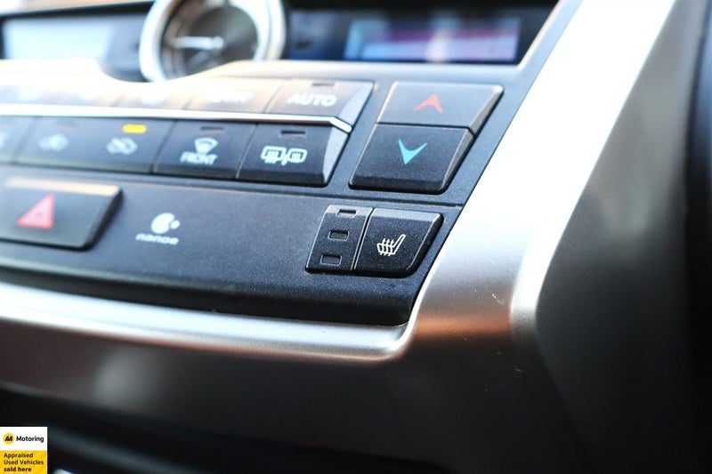 2015 Lexus NX 300h HYBRID, photo 3