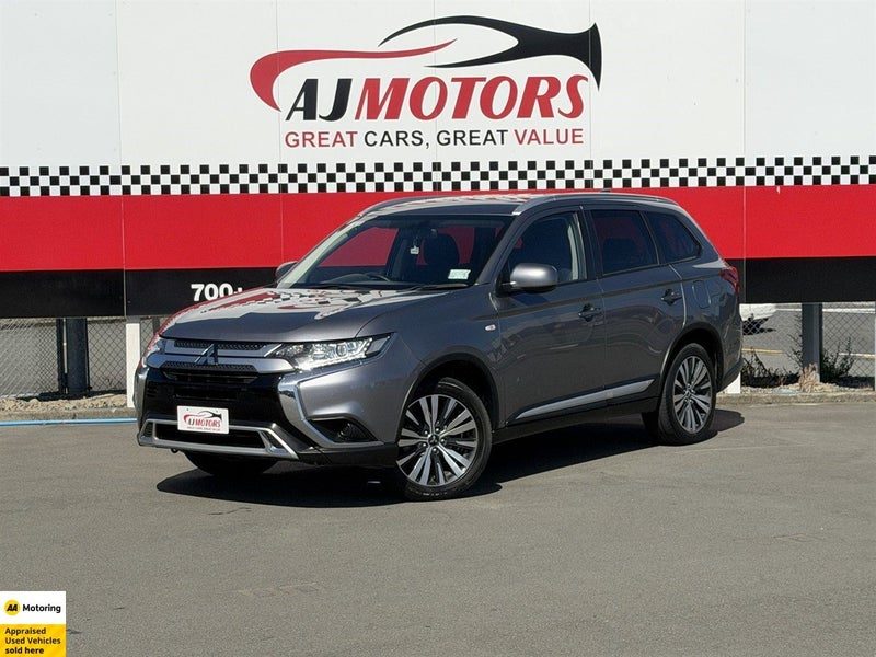 2022 Mitsubishi Outlander LS / 7 SEATER / NZ NEW, photo 2