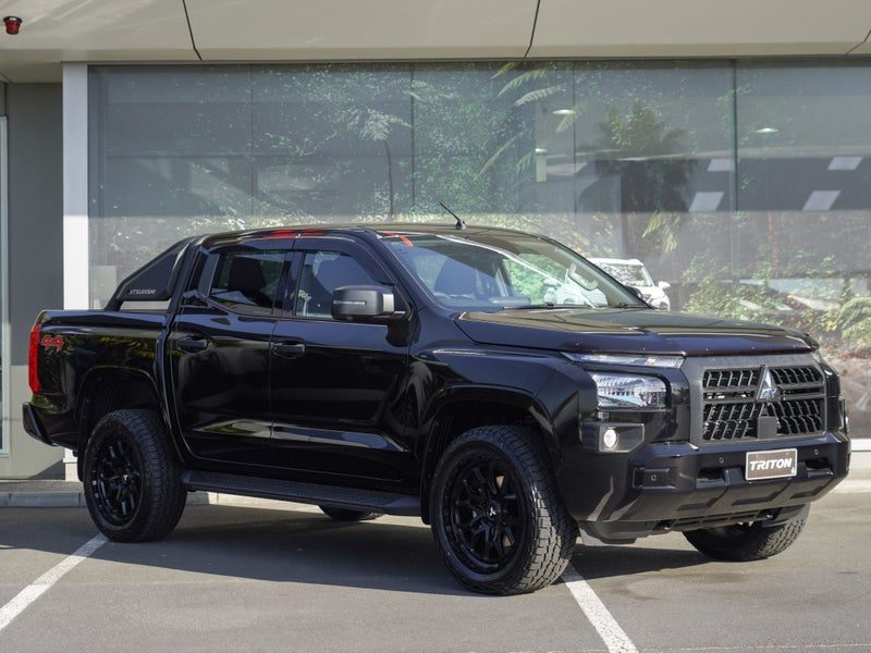 2026 Mitsubishi Triton DC WS 2.4D GLXS 4WD 6AT