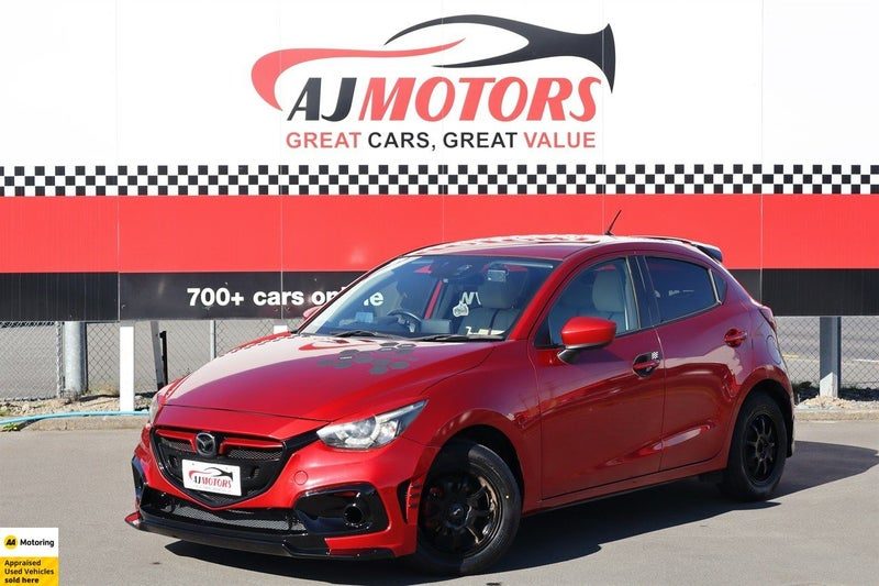 2015 Mazda Demio 13S L Package / Manual, photo 2
