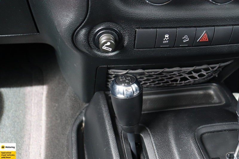2016 Jeep Wrangler Diesel Sport, photo 3