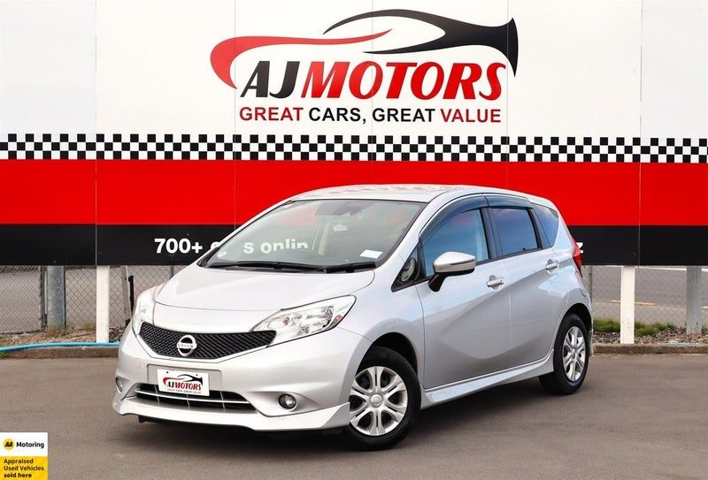 2016 Nissan Note X Emergency Brake PKG, photo 2