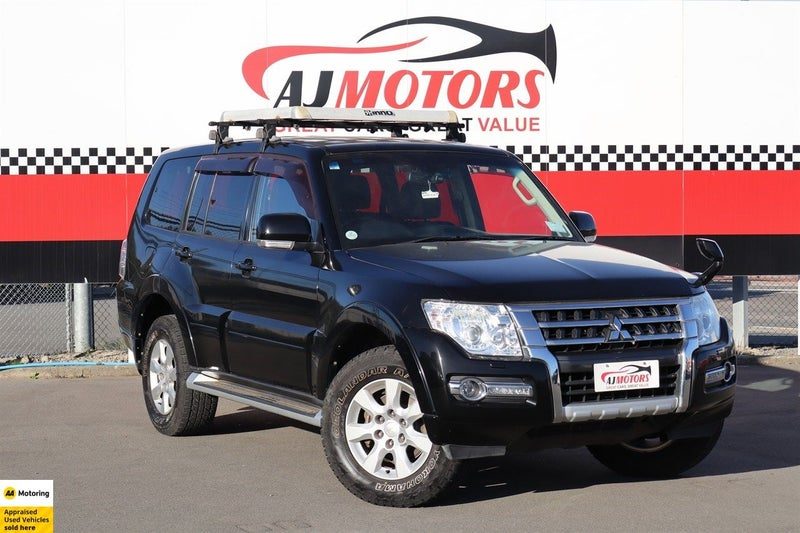 2017 Mitsubishi Pajero EXCEED 7 Seater 4WD Diesel