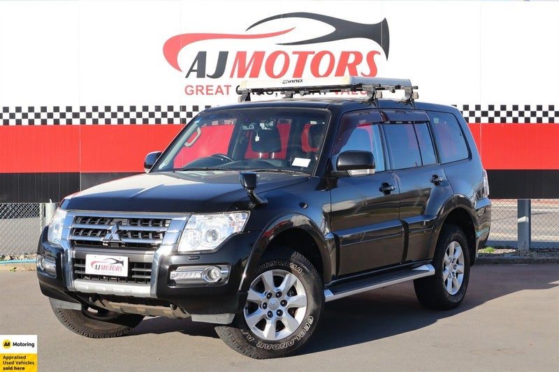 2017 Mitsubishi Pajero EXCEED 7 Seater 4WD Diesel, photo 2