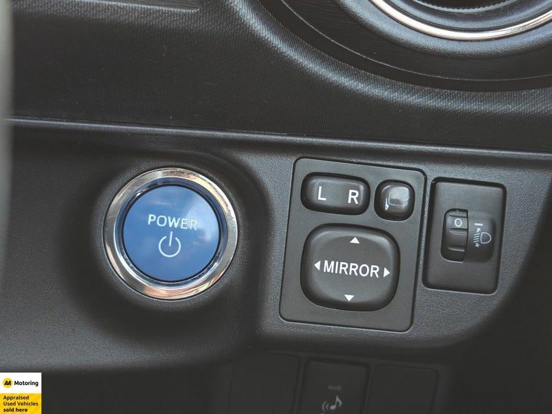 2012 Toyota Aqua G PUSH START, photo 3