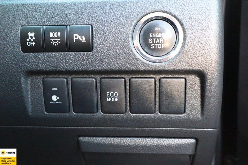2012 Toyota Vellfire 2.4Z HIGH SPEC.7 SEATER, photo 3