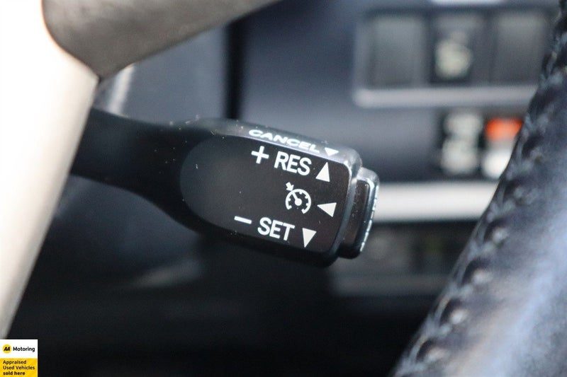 2014 Toyota Noah HYBRID G, photo 3