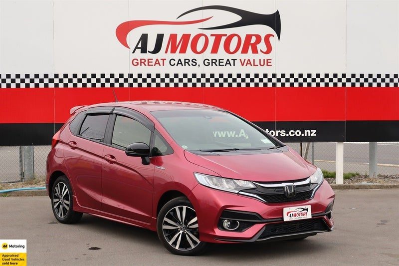 2017 Honda Fit Hybrid S Package / Cruise Control