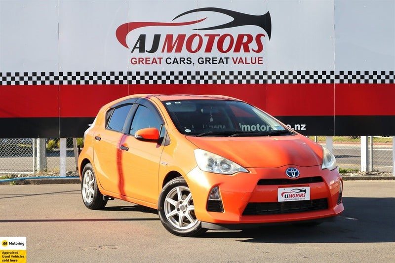 2013 Toyota Aqua G Push Button / Heater Seats