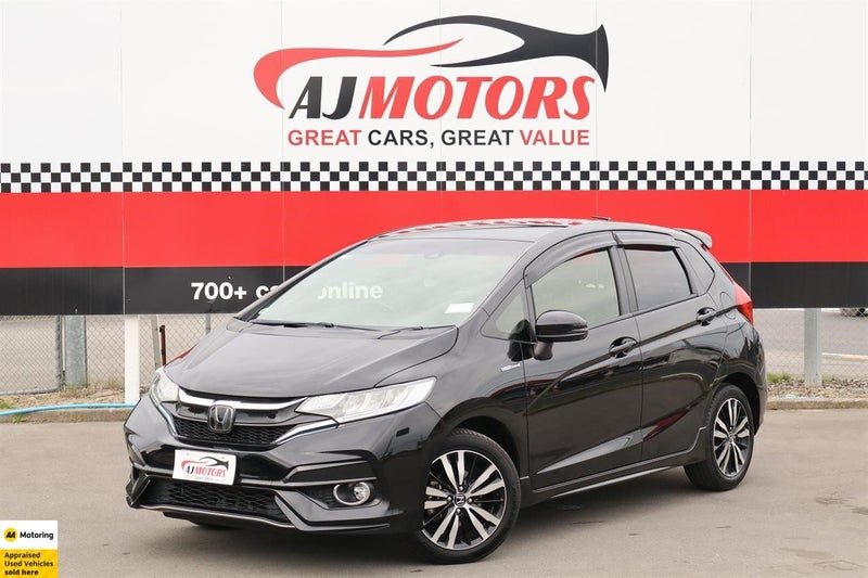 2017 Honda Fit S Hybrid / Honda Sensing, photo 2