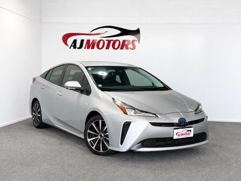 2019 Toyota Prius Hybrid, main photo