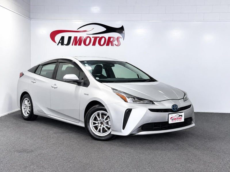 2019 Toyota Prius, main photo