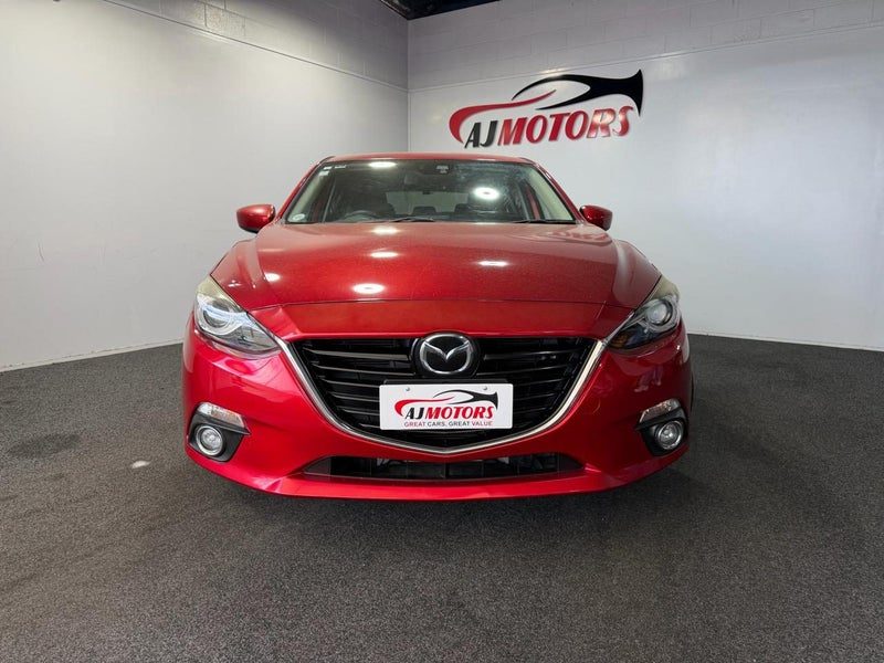 2015 Mazda Axela Manual!, photo 2