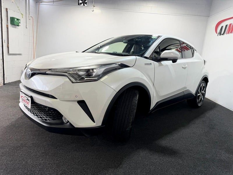 2017 Toyota C-HR 1.8 HYBRID, photo 3