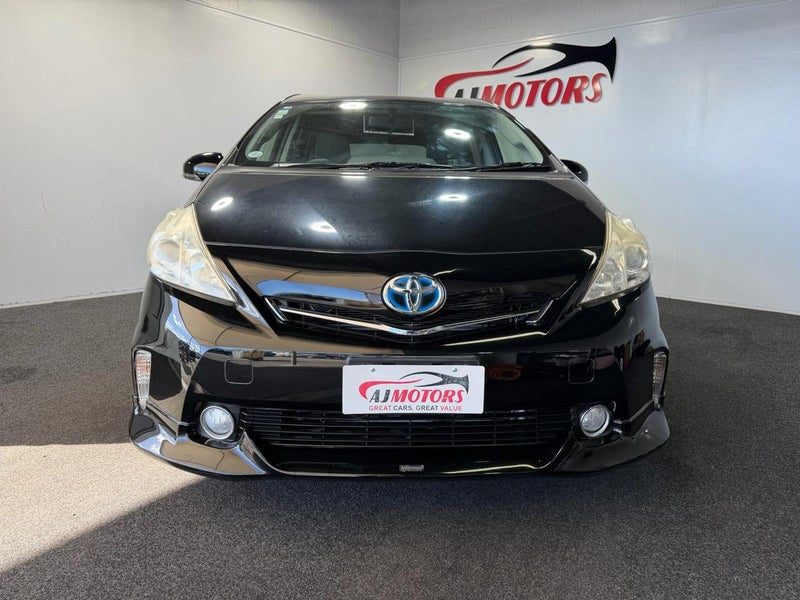 2013 Toyota Prius ALPHA G, photo 2