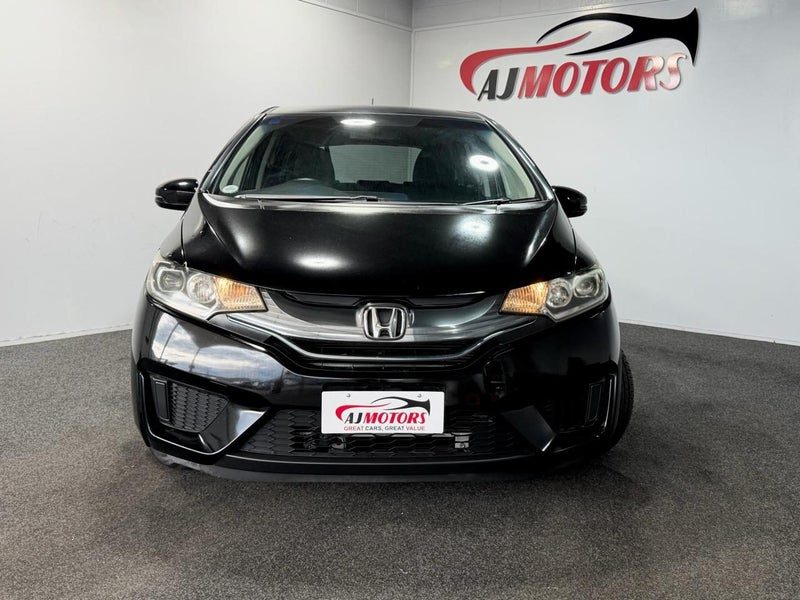 2014 Honda Fit 1.5L Hybrid, photo 2