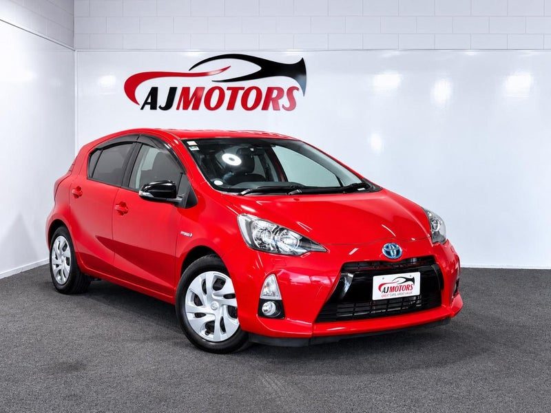 2012 Toyota Aqua HYBRID / REV CAM