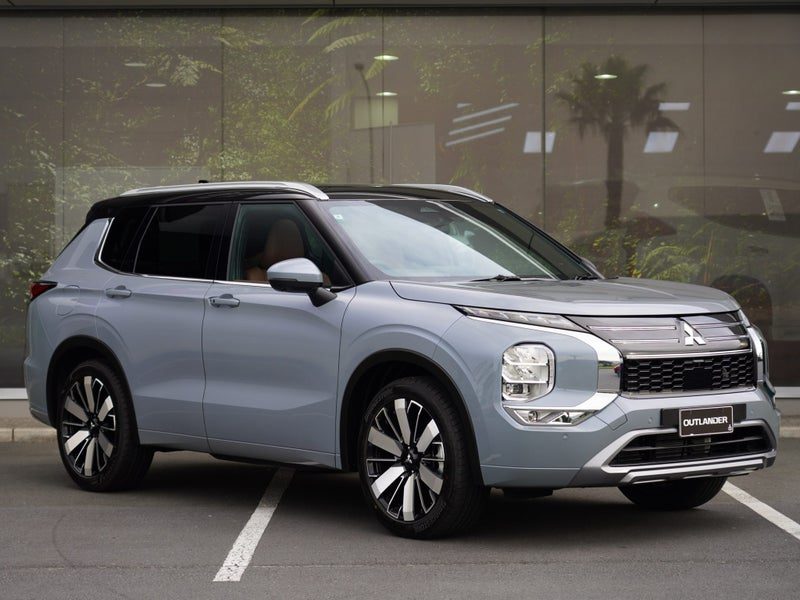 2026 Mitsubishi Outlander Exceed 7 Seater