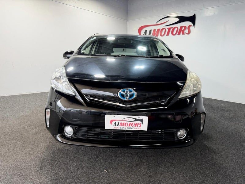 2013 Toyota Prius Alpha / Alloy Wheels, photo 2
