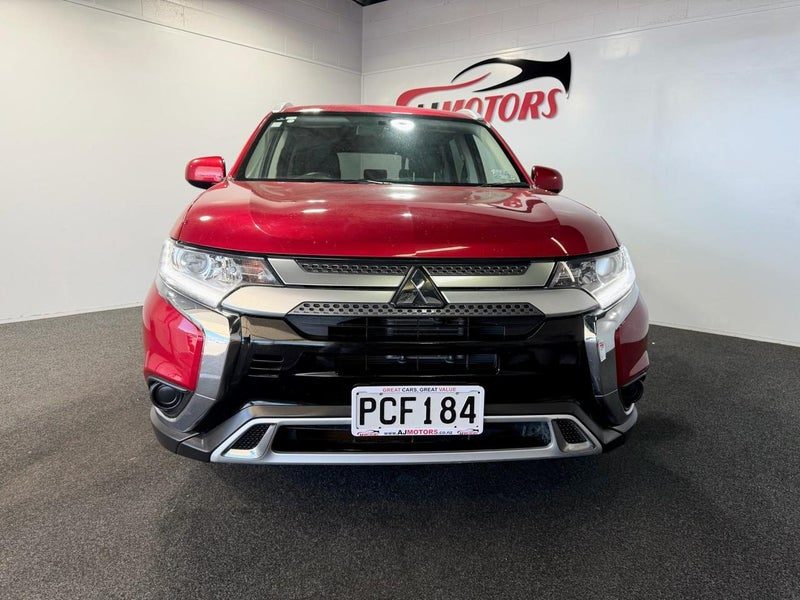 2022 Mitsubishi Outlander LS 2.4P/7 Seater, photo 2