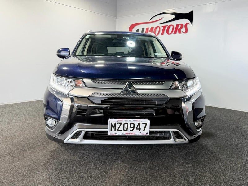 2020 Mitsubishi Outlander XLS 2.3D/4WD/6AT, photo 2