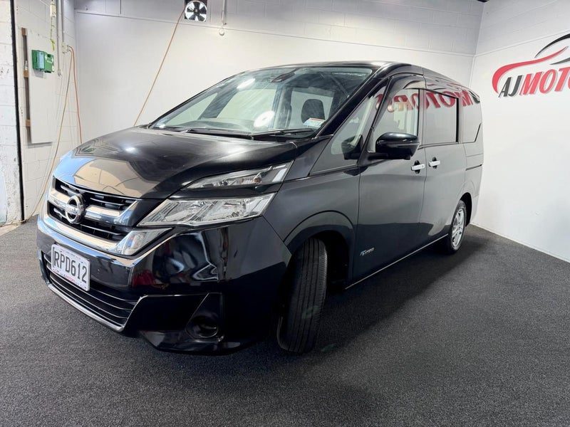 2017 Nissan Serena 2.0L Petrol Hybrid/8 Seats, photo 3