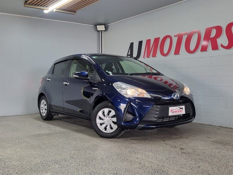 2018 Toyota Vitz HYBRID F