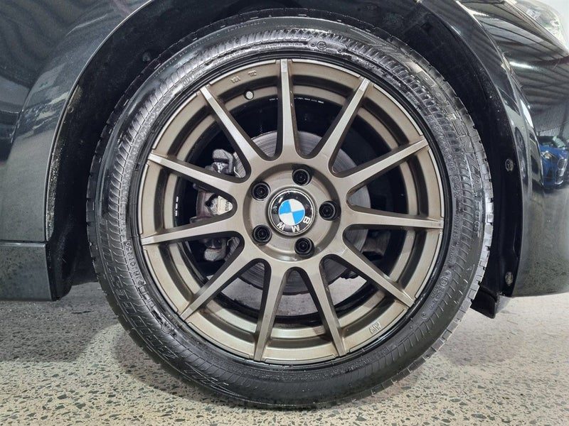 2015 BMW 320i Touring Sport, photo 3