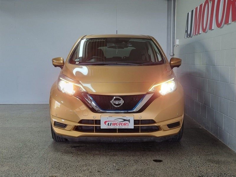 2017 Nissan Note E-POWER X, photo 2