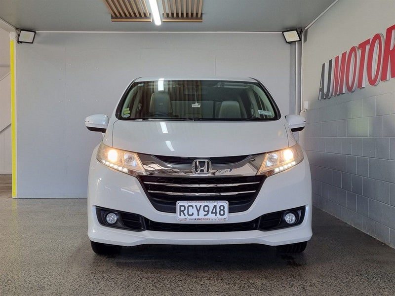 2015 Honda Odyssey 2.4L Petrol, photo 2