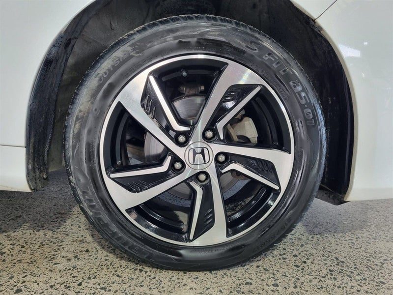 2015 Honda Odyssey 2.4L Petrol, photo 3