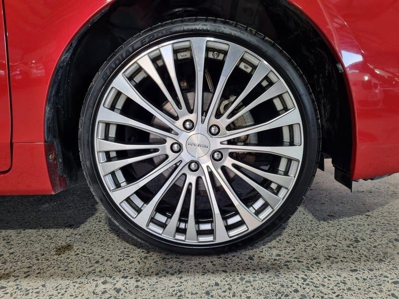 2012 Toyota Prius ALPHA G, photo 3