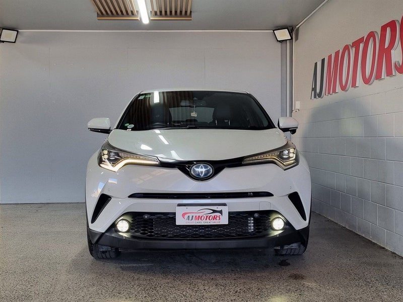 2017 Toyota C-HR HYBRID G, photo 2