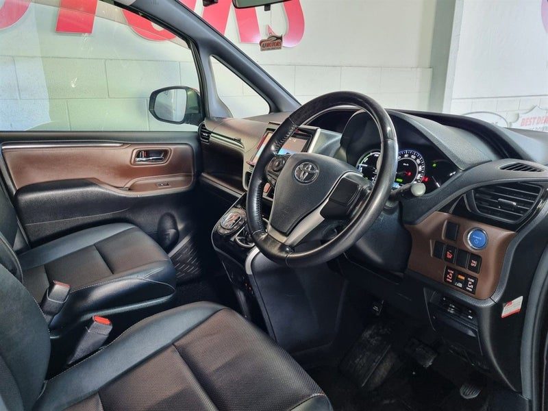2015 Toyota Esquire HYBRID GI, photo 3