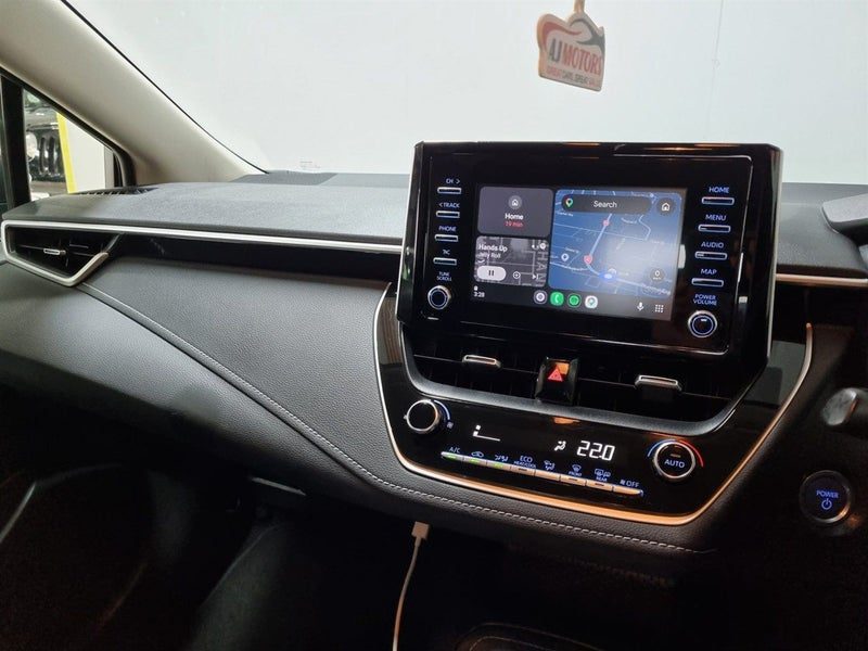 2021 Toyota Corolla Touring Hybrid, photo 3