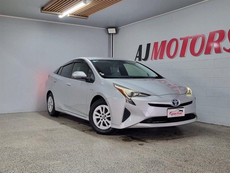 2018 Toyota Prius E