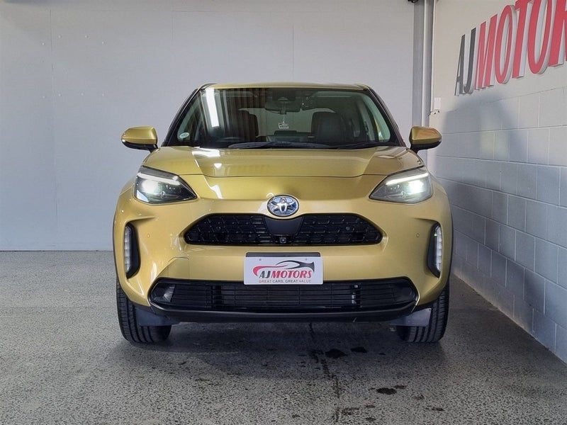 2021 Toyota Yaris Cross HYBRID Z, photo 2