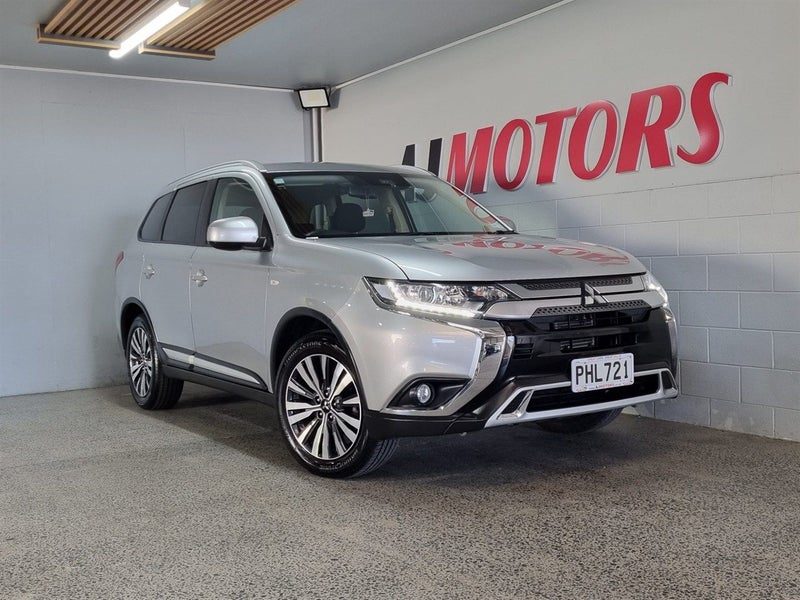 2022 Mitsubishi Outlander LS (NZ New), main photo